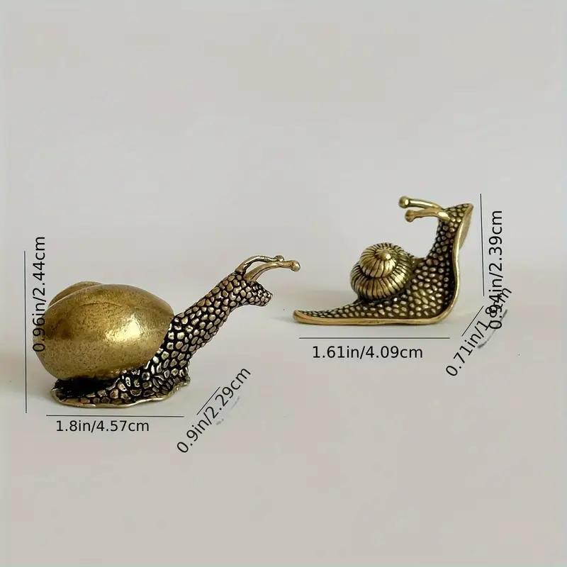 Vintage Brass Snail Statues Set of 3, Miniature Conch Decor, Complex Spiral Design, Copper Color Home & Garden Ornaments, Home Decoration