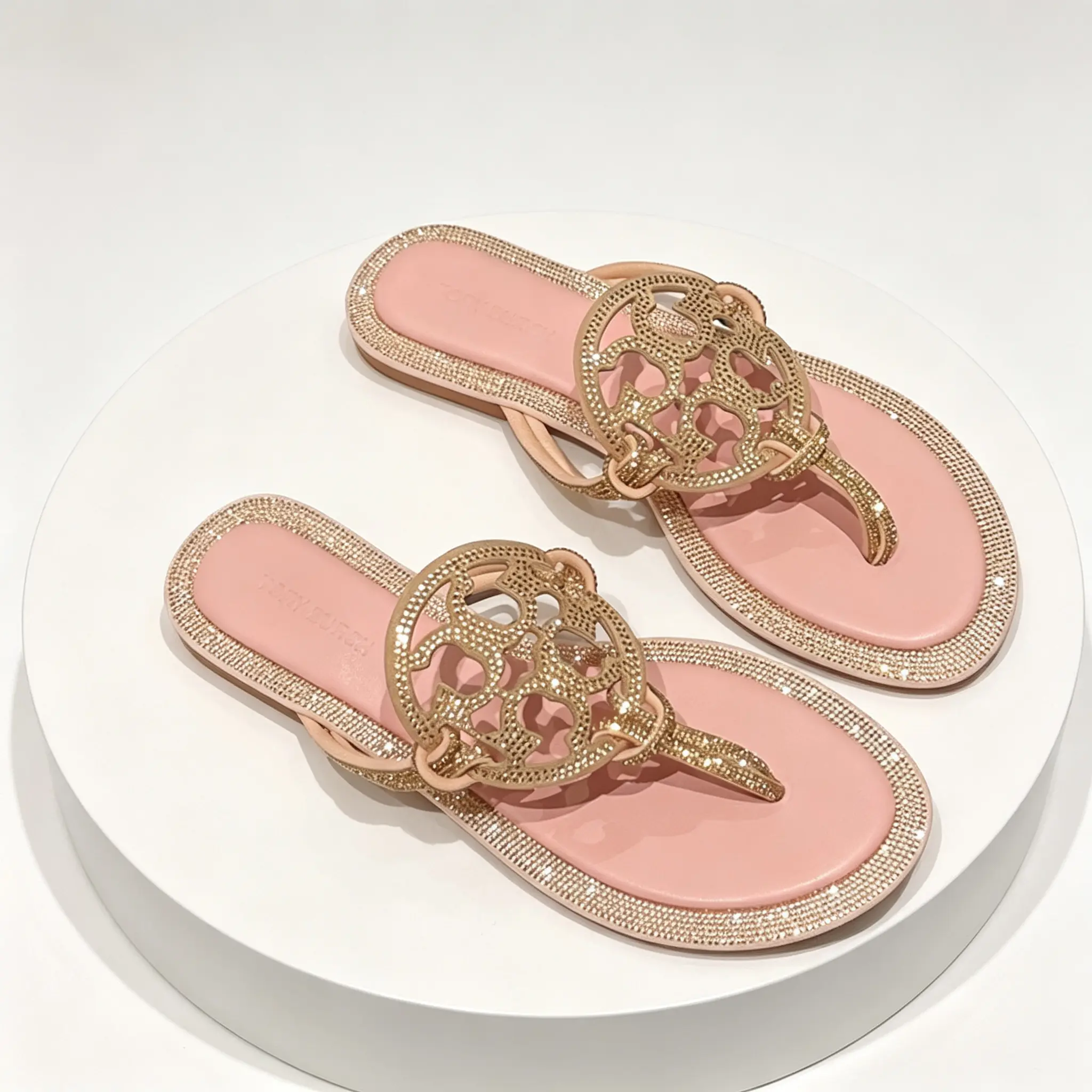 Trendy Ladies Pink Base Gold Sparkle Rhinestone Hollow Design Flat Thong Sandals Comfort Slip On Flip Flops Suitable For Beach Party Daily Casual Wear