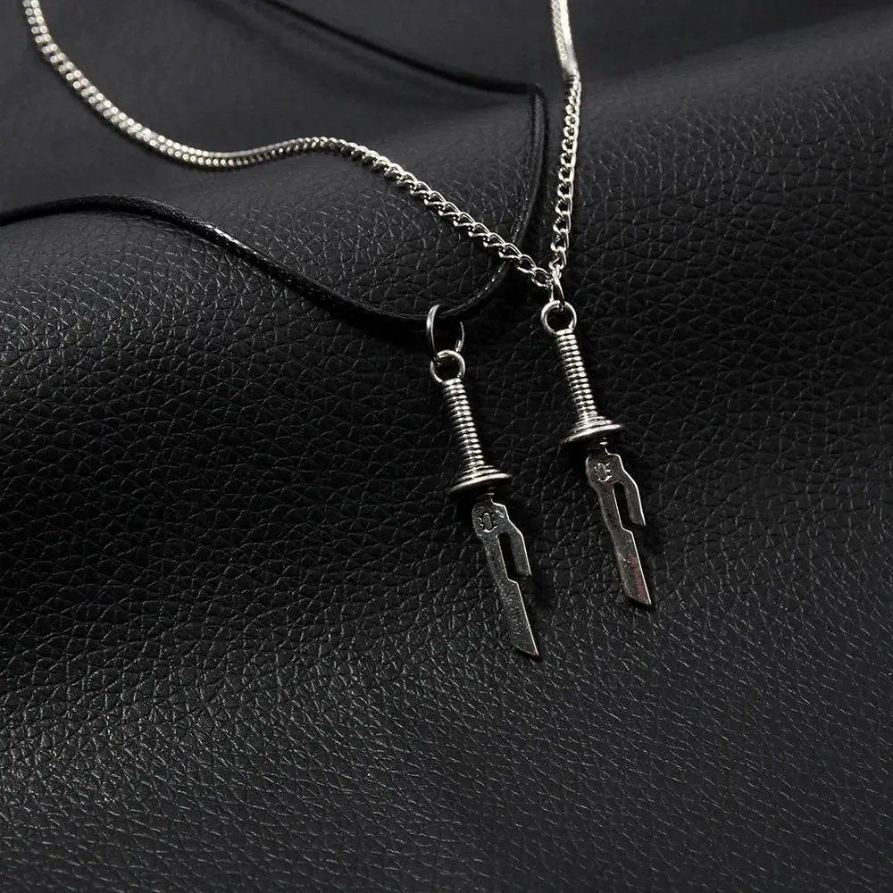 Anime Jujutsu Kaisen Fushiguro Toji Sword Shape Necklace, Tianri Spear Knife Pendant, Unisex Anime Character Choker Costume Jewelry, Anime Character Necklaces, Sword Shape Necklaces