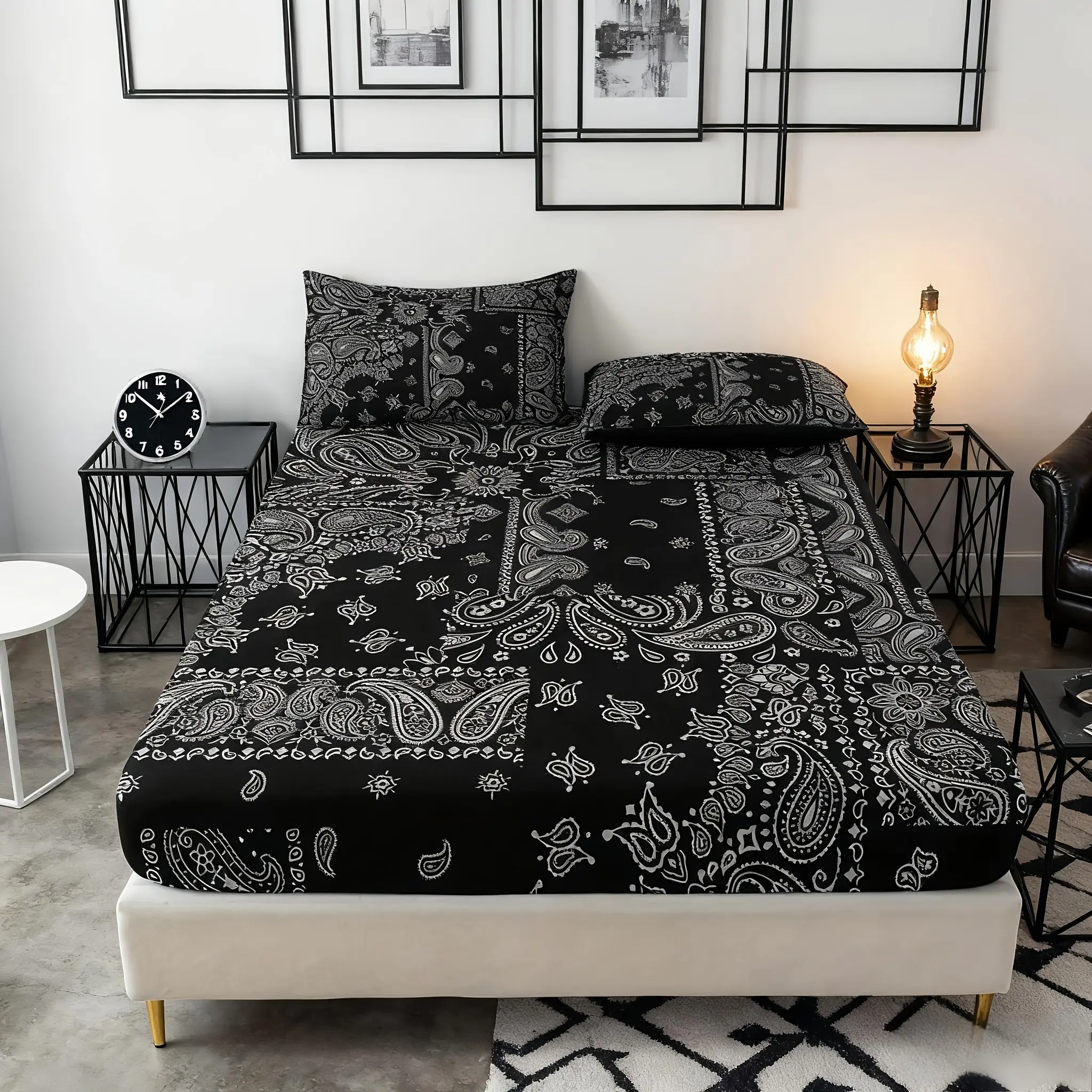 3-piece set with totem and bohemian prints, queen-size mattress cover, personal mattress protector, king and queen style bedding set, machine washable polyester, suitable for bedroom and guest room, birthday gift (1 mattress cover + 2 pillowcases, no core
