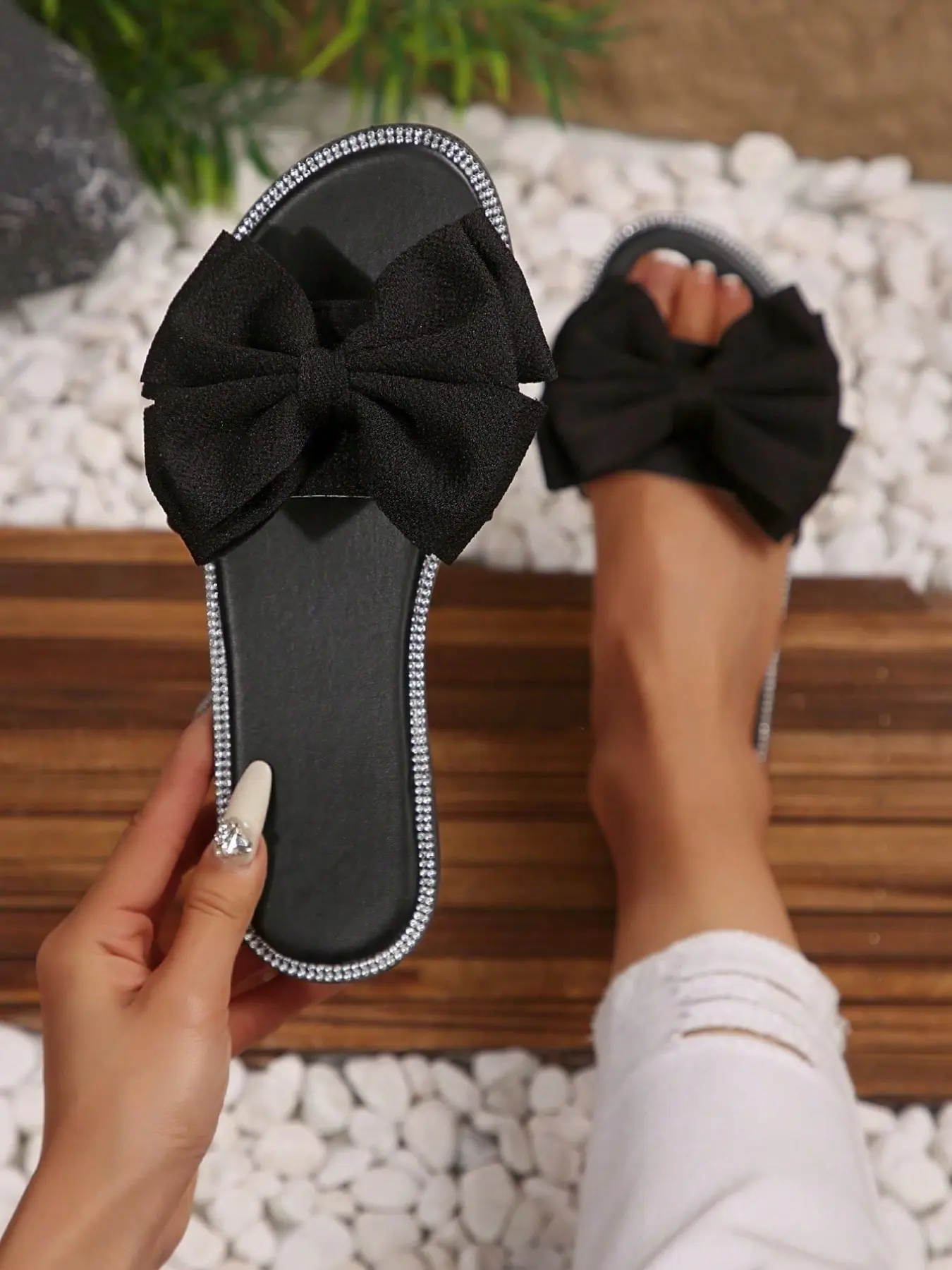 Butterfly Knot Slippers for Women, Bow Decorated Sandals, Fashion Beach Shoes, Non-Slip, Perfect for Dates, Vacations, Parties, Shopping, Home, Daily Wear