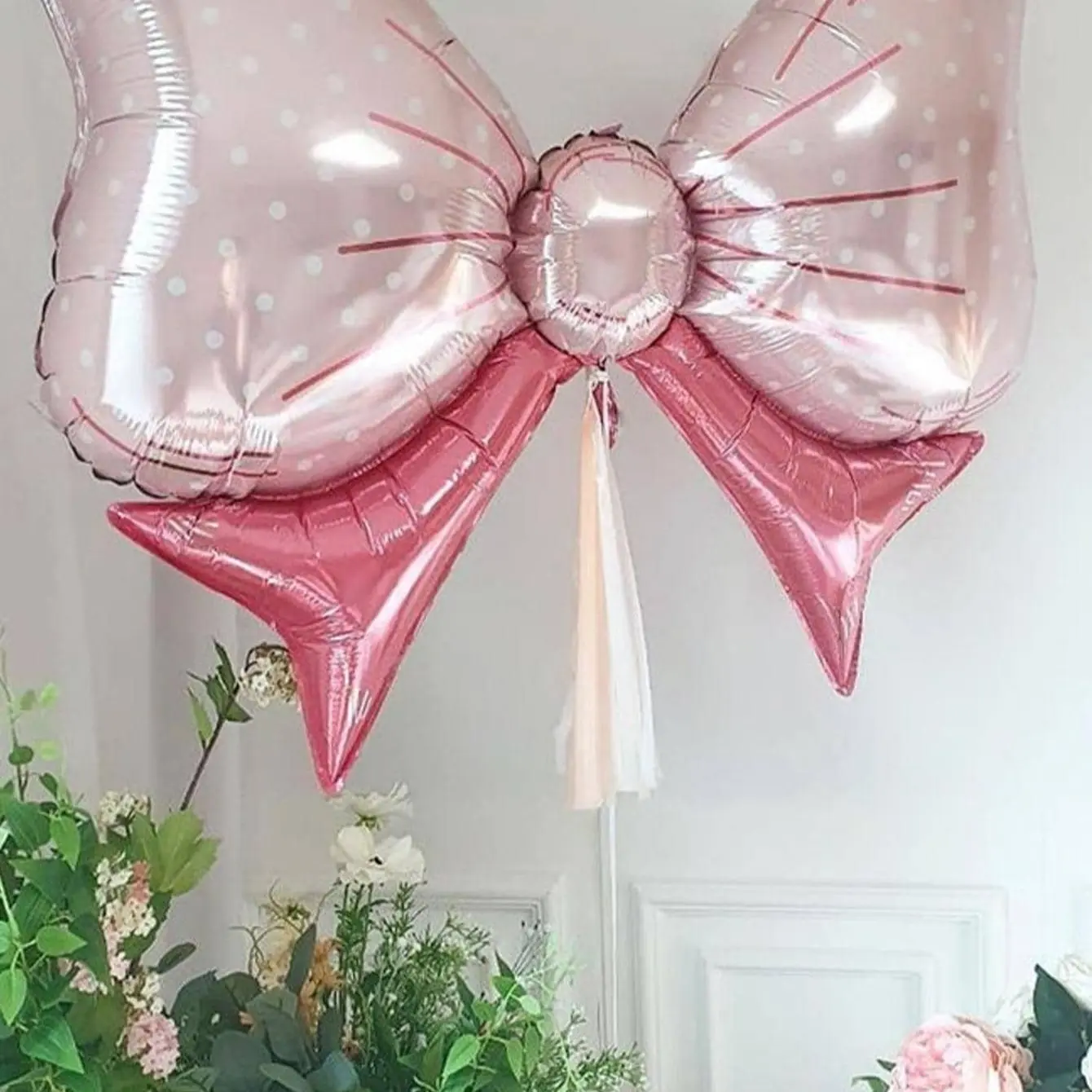 2 pcs of medium-sized pink bow balloons - for girl's birthday decoration and party decoration, Kid birthday party balloon