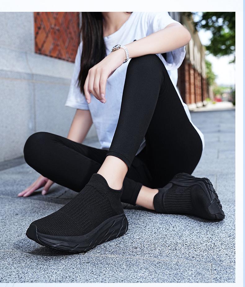 Summer thick-soled breathable mesh casual shoes for men, slip-on soft-soled running sneakers