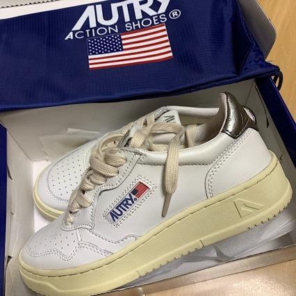 Shoes similar to Yu Shuxin's, color-blocked sneakers, thick-soled lace-up casual shoes, white sneakers for women Sneakers Comfortable Cloud comfort Lightweight