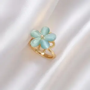 6g Lightweight Rotatable Flower Spinner Fidget Ring for Women, Luxury Dainty Adjustable Open Band Anxiety Relief Jewelry, Trendy High-End Stackable Daily Accessory Gift