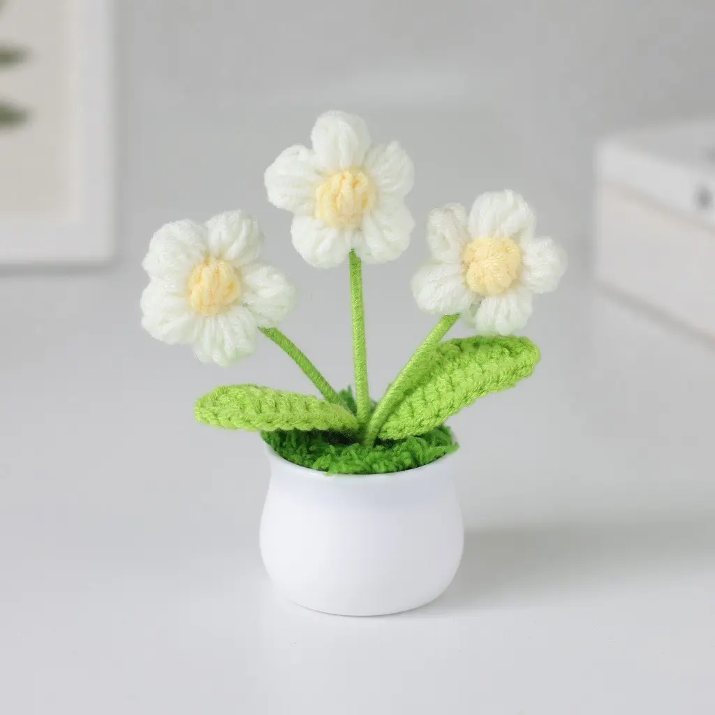 Handmade Bellflower Potted Plant Home Decor, Knitted Artificial Flower Bouquet, Fake Flowers Gift, Valentine's Day Present