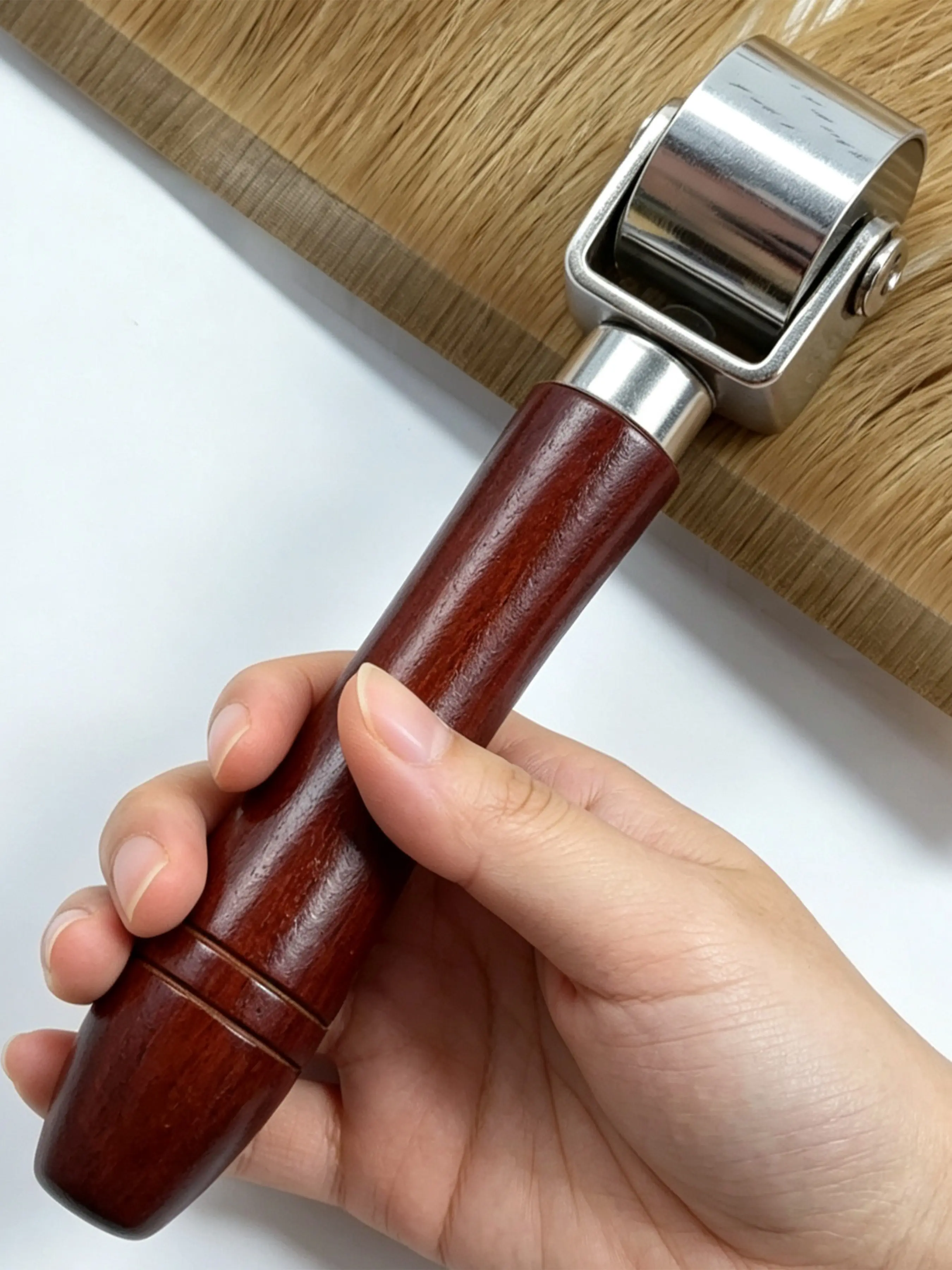 Wooden Handle Metal Roller for Flat Wigs and Glue Application, Essential Wig Making Tool, Perfect for DIY Hair Extensions