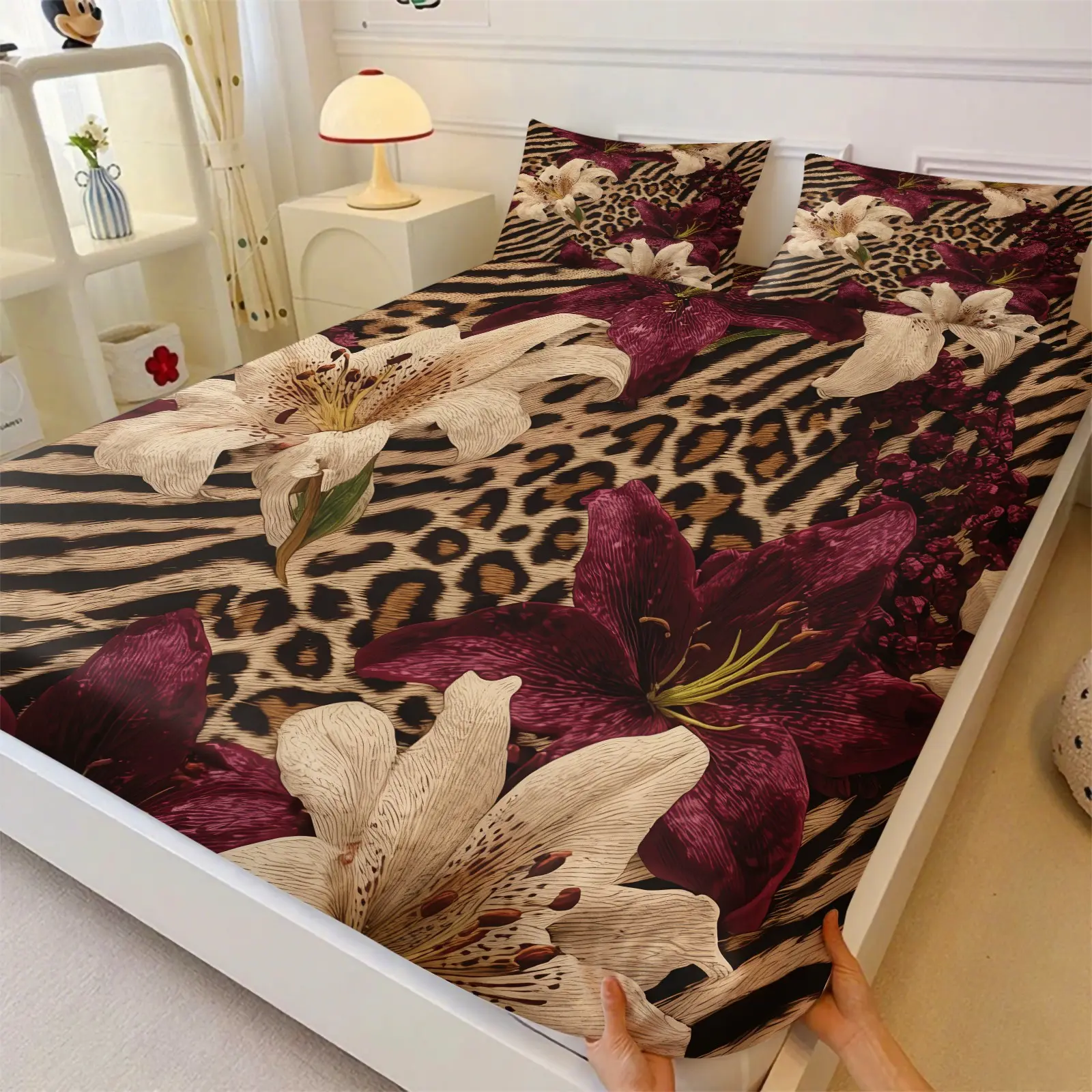 3-Piece Leopard Print Lily Fitted Sheet Set, Bed Sheets Set, & 2 Coreless Pillowcases, Soft Breathable Fabric With Deep Pocket Anti-Slip Structure, Retro Animal Pattern Design, Ideal For Retro Y2K Aesthetic Bedroom Decoration