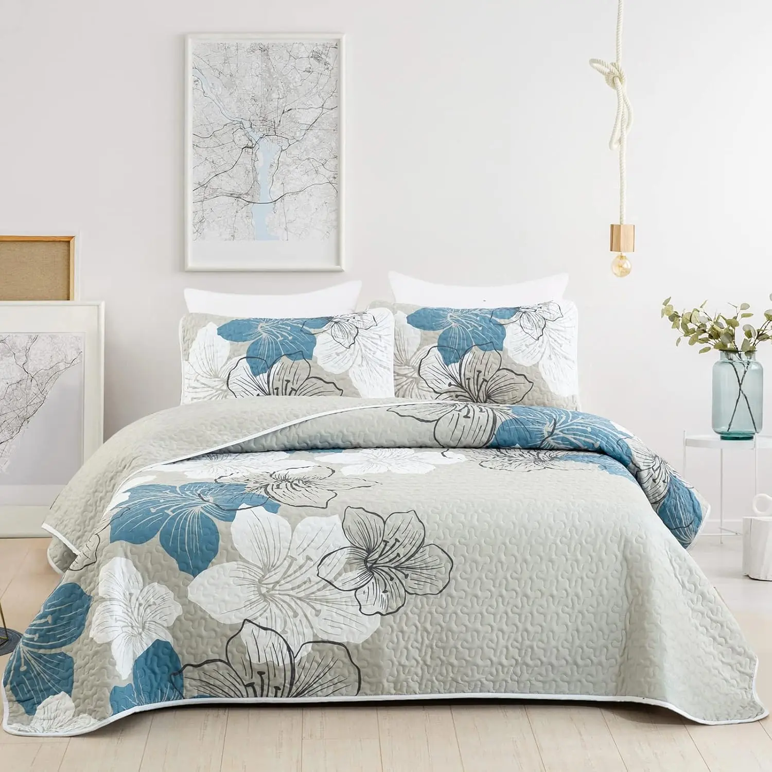 Queen Size, Blue Floral Boho Bedspread Coverlet Bedding Set 3 Pcs |   Reversible Boho Flower Bedspread with 2 Shams Lightweight Soft Botanical Summer Bedding for All Season, 96"x90"