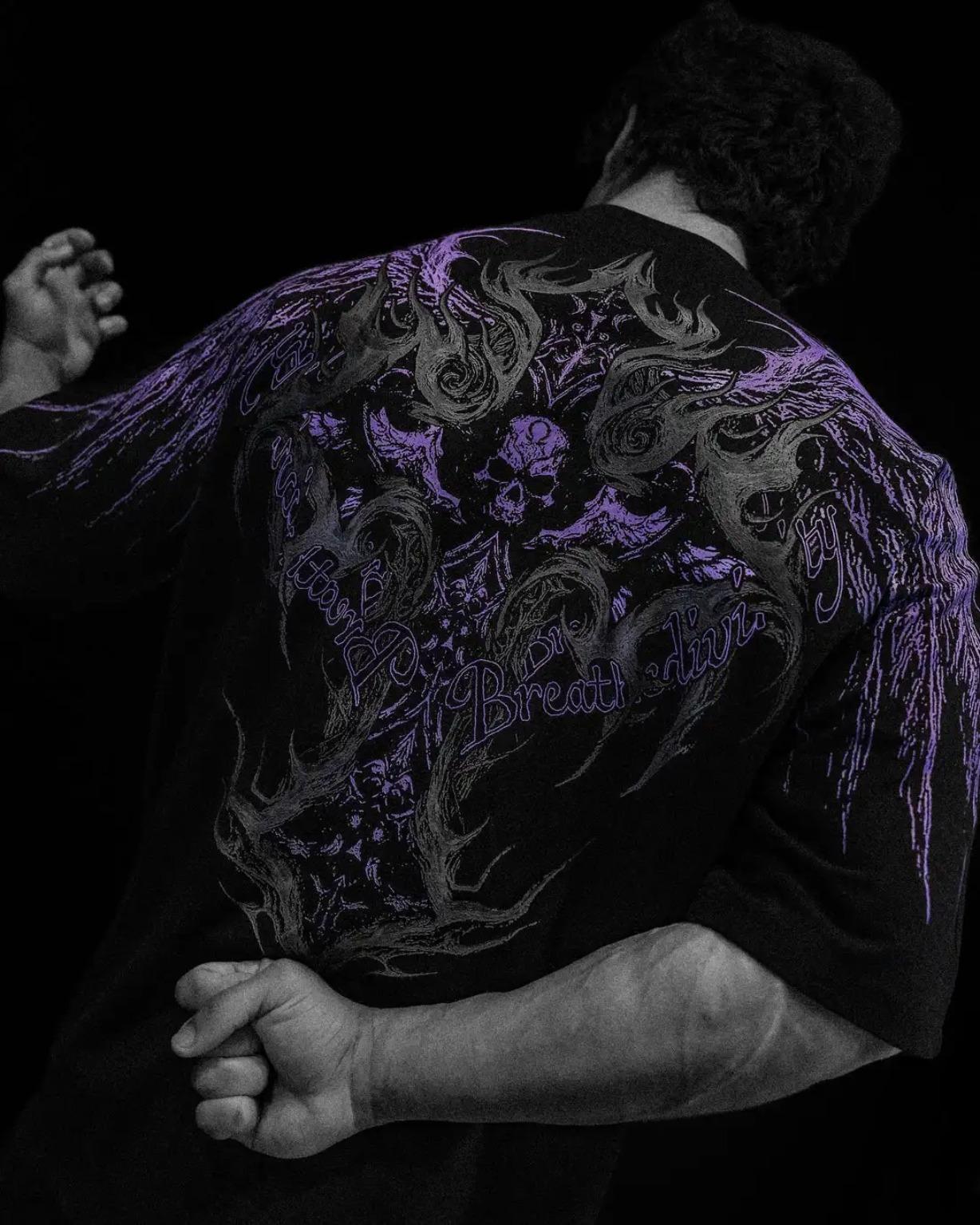 Breathedivinity Men's Compression Long Sleeve Gym Shirt Quick Dry Breathable Athletic Workout Top Gothic Lightning Print Muscle Fit Fitness Tee