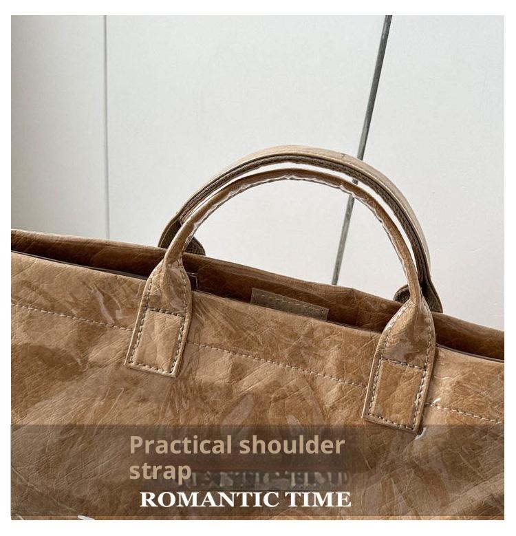 Christmas Gift Tote Bag Large Capacity Handbag for Women Casual Trendy Versatile High-quality Daily Commuting Bag Fashionable Shopping SpringStatements