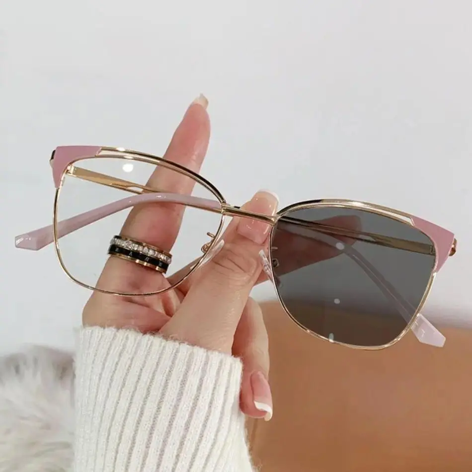 Unisex Retro Y2K Anti-Blue Light Glasses, Lightweight Color-Changing Frame Eyewear, Trendy Fashion Eyeglasses, Ideal For Office Work, Study, Daily Screen Time, Summer Styling & Black Friday Shopping sohochic