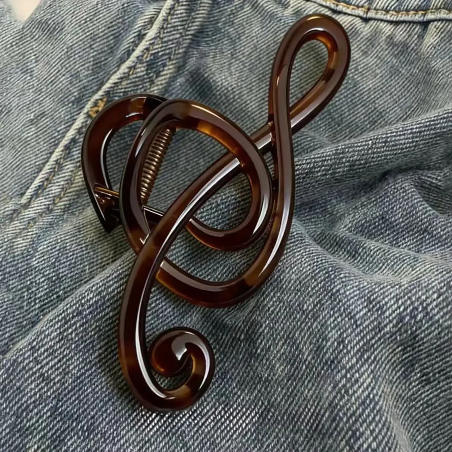 Note Hollow Shark Clip, Vintage Style Back Hair Clip, Note Design + Non-Slip Teeth, Women's Daily Commute/dating Simple Versatile