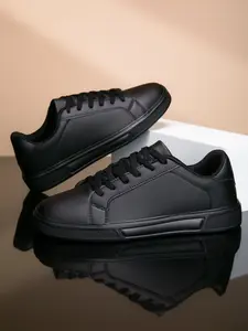 2026 New Women's Versatile Soft Sole Anti-Slip Durable Breathable Leather Casual Board Shoes, Easy to Clean, All-Season Daily Commute