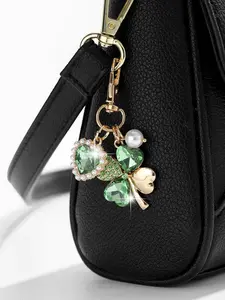 Lucky Four-Leaf Clover Rhinestone Pendant, Pearl-Edged Heart Crystal Keychain, Metal Lobster Clasp Chain Charm, Casual Elegant Daily Accessory, for Backpack, Women's Bag, Car Key, Wallet Decoration, Irish Lucky Charm, Best Choice for Blessing and Gifting