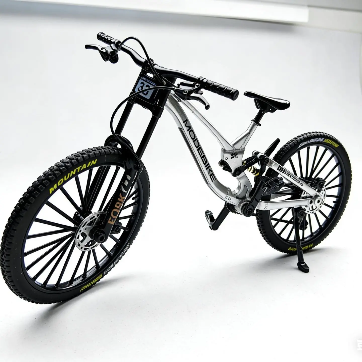 New Alloy Bicycle Model, Realistic Mountain Bike, Road Bike, Desk Decor, Collectible Mini Bike, Office & Home Decoration, Christmas Gift, Collectible Figure Decor, Figurines, Miniatures
