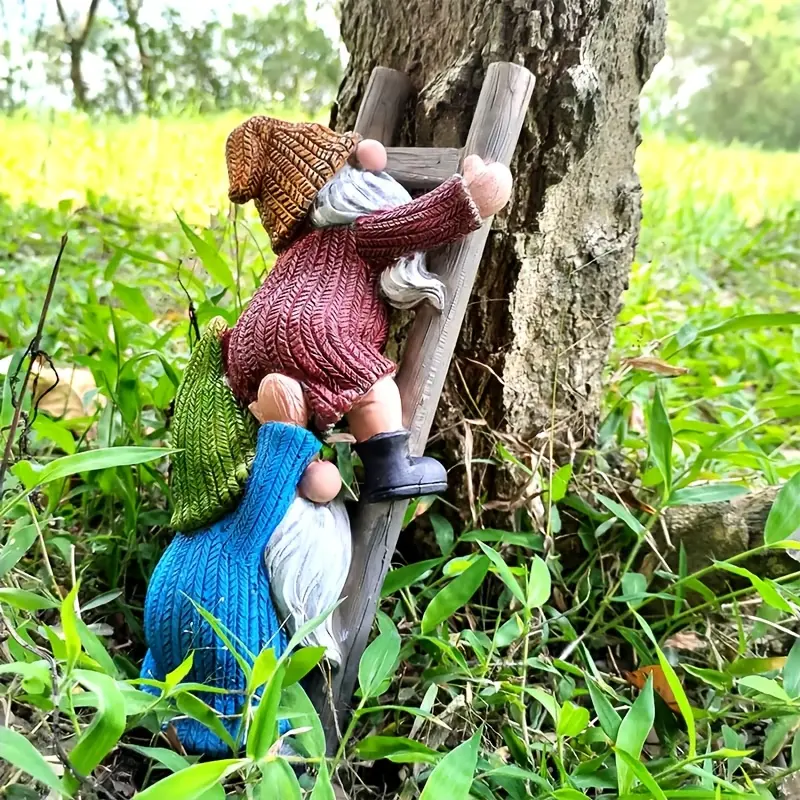 1pc Climbing Gnome Figurines, Dwarf Statues, Garden Sculptures and Decor, Are Perfect for Outdoor Decoration. They Are Ideal for Gardens, Backyards. They Are The Centerpiece of a Landscape