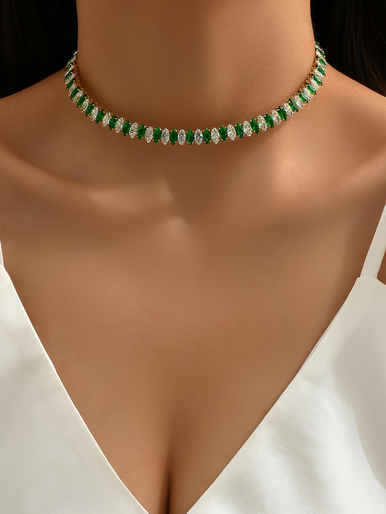 Women's Interlocking Rings Necklace - Features a luxurious copper chain with a transparent synthetic zirconia effect, paired with gold interlocking rings, suitable for weddings/parties/daily wear, comfortable and durable women's jewelry cross men's link