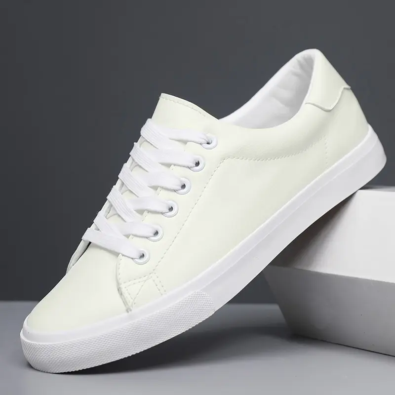 Men's Lace-Up Skate Shoes, Low Top Trainer, Lightweight Breathable Athletic Walking Shoes, Versatile Round Toe Sneakers for Daily Wear, Lowtop Casual Sneakers