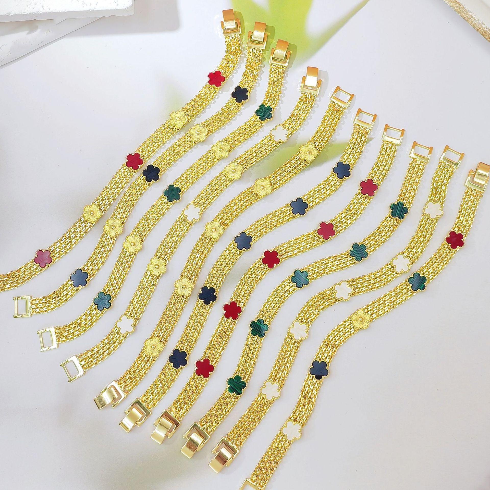 Colorful Clover & Five-Leaf Lucky Bracelet for Women, White Shell Inlaid Design, Trendy Y2K Aesthetic Fashion Jewelry, Dainty & Versatile for Daily Wear, Parties & Holiday Gift Giving