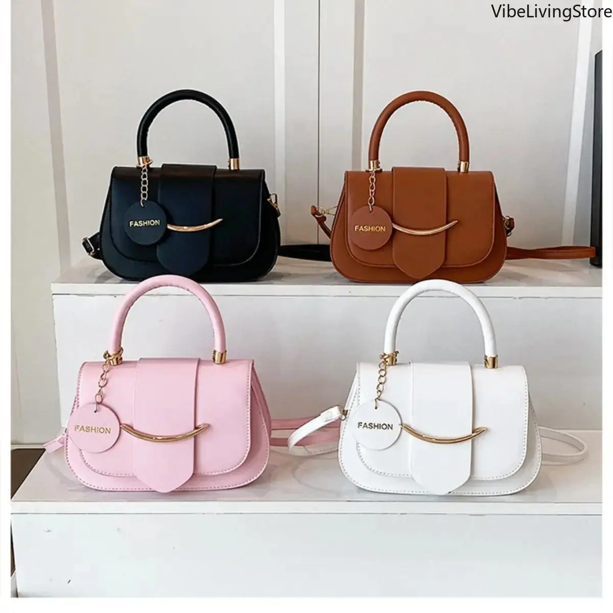 Minimalist Saddle Crossbody Bag for Women, Chic Structured Medium Shoulder Messenger Bag, Premium Texture Lightweight Everyday Handbag Purse, Versatile Bag for Work Travel Daily Outfit Styling