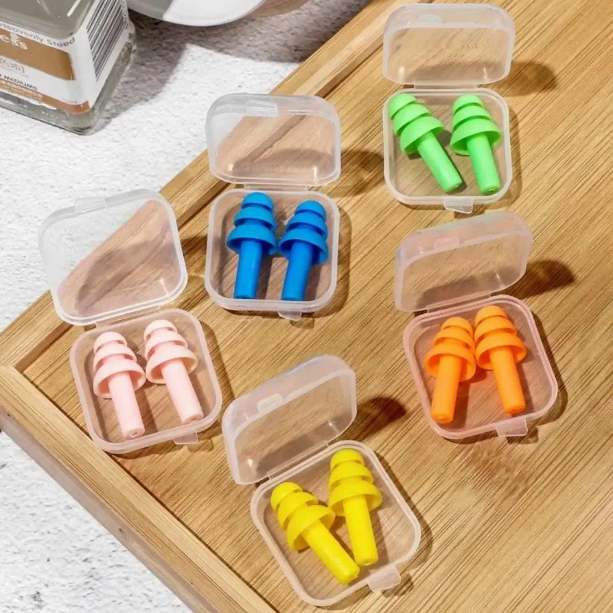 Unisex Christmas Tree Shaped Loop Earplugs - Chemical-Free Waterproof Silicone, Flexible Stretch, Universal Fit, Noise Insulation, Random Color, 1pc for Sleep, Swim