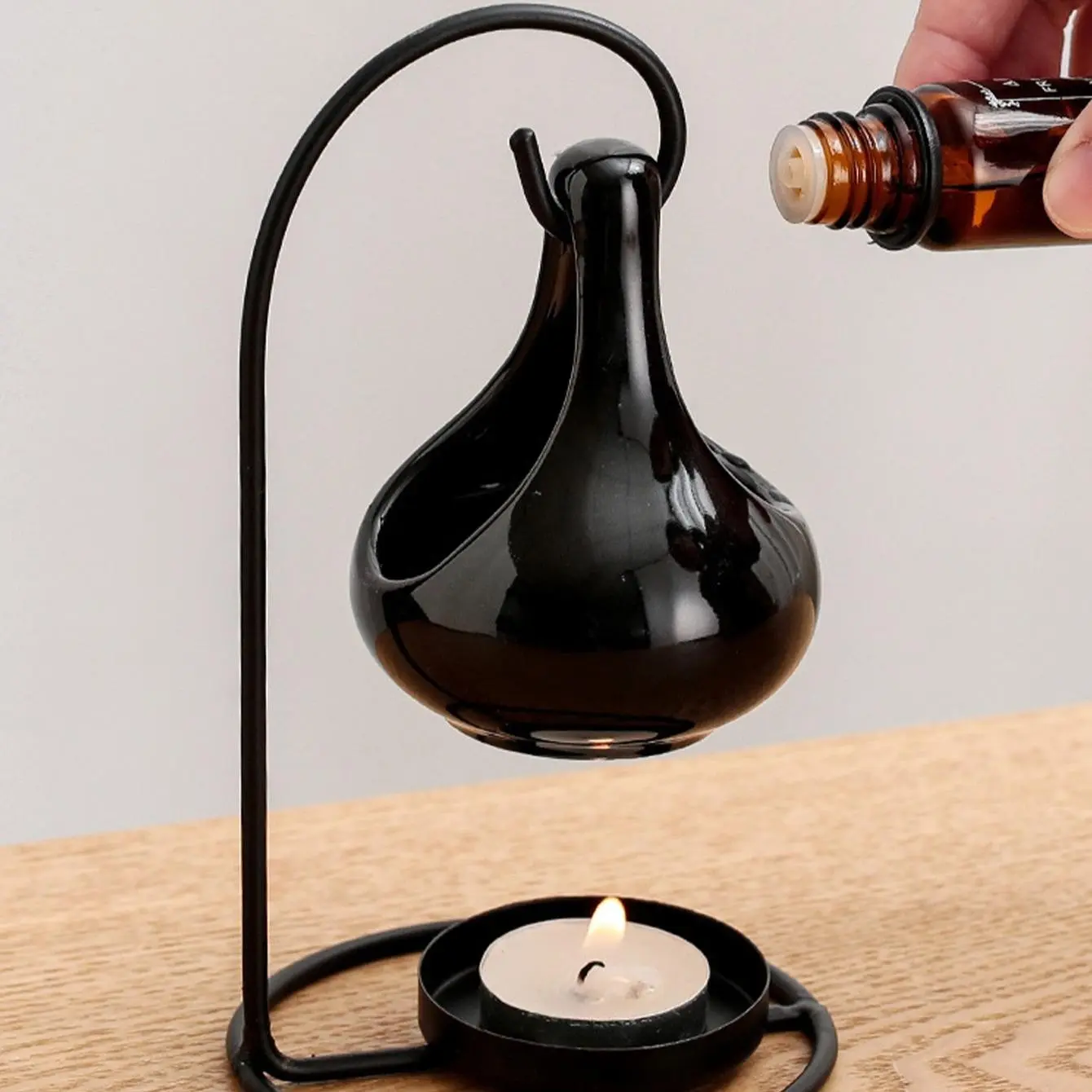 Ceramic Essential Oil Diffuser, Hanging Diffuser, Fragrance Diffuser, Creative Aromatherapy Lamp, Home Candle Holder, No Wax Included, Drop Essential Oils