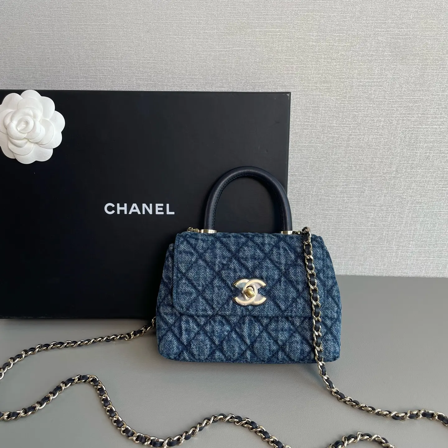 Pre-owned Chanel 26P Blue Denim Mini Coco Handle Bag