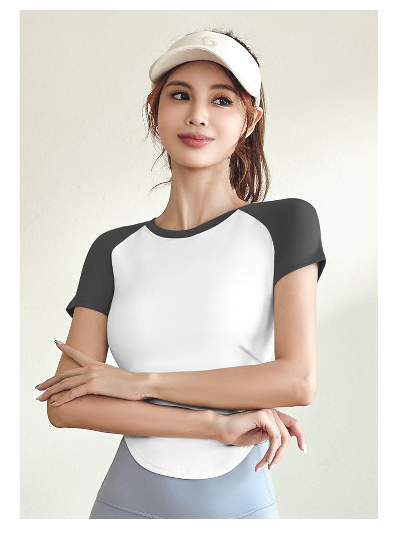 Contrast color pleated yoga top for women, waist-cinching, slimming, with a nude feel, suitable for yoga, sports, and outdoor fitness