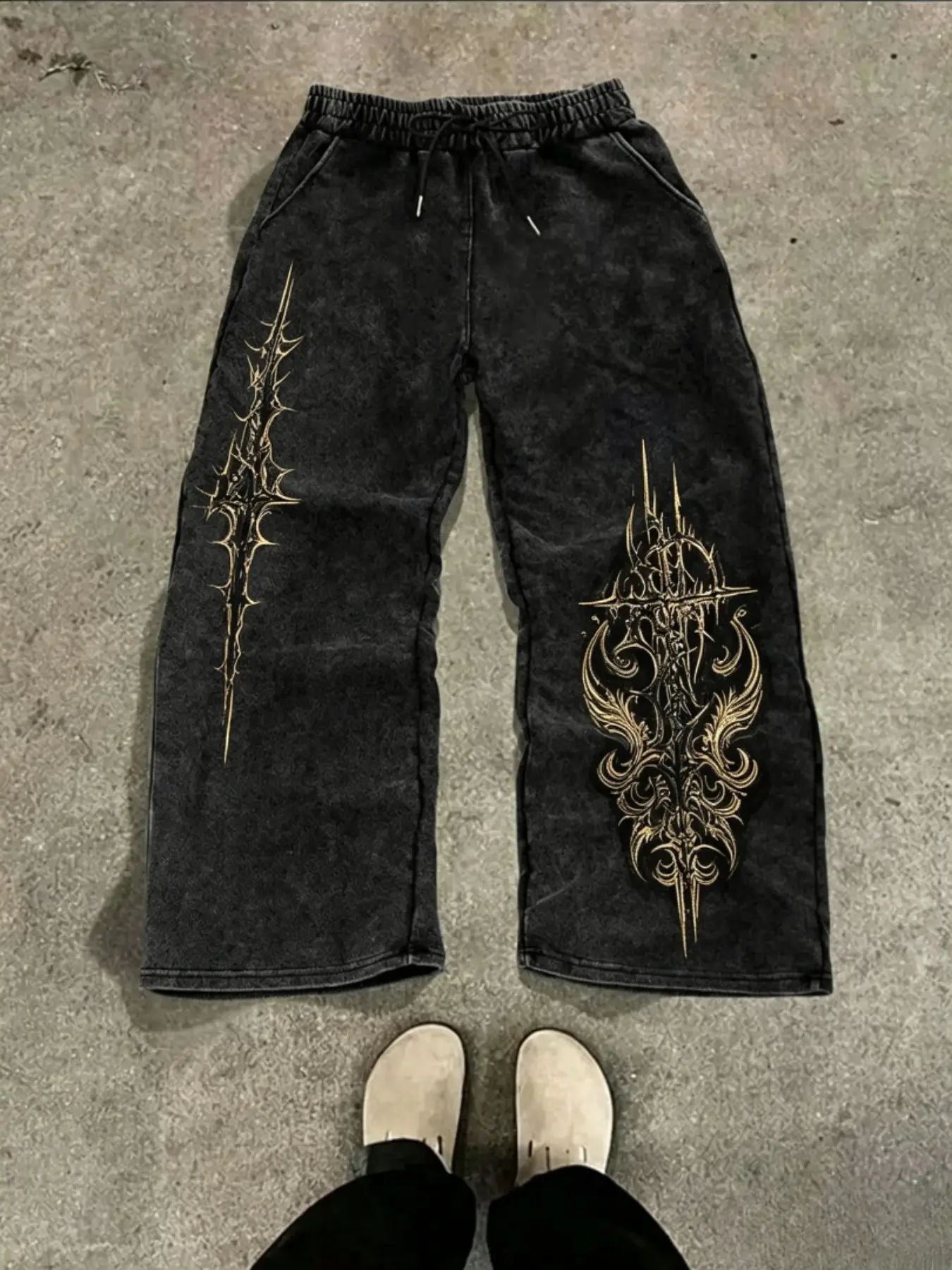 American Washed Wide Leg Sweatpants, Gothic Thorn Print, Loose-Fit Streetwear Style, Unisex Hip-Hop Long Pants, Fashion Men's Clothing