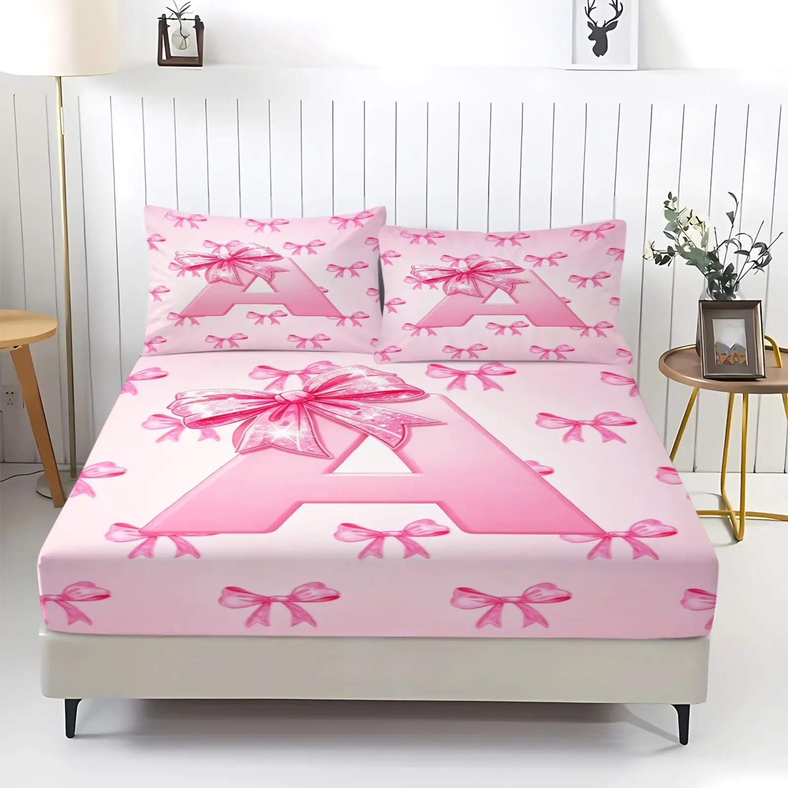 3-Piece Pink Bow & Letter Print Fitted Sheet Set (1 Fitted Sheet + 2 Pillowcases Without Inserts) – Bow Bedding Set, Sweet, Girly Style With Large Glittery Bow Print; Soft Microfiber Fabric And Deep-Pocket Design; Ideal For Teen Girls' Bedroom Decor.