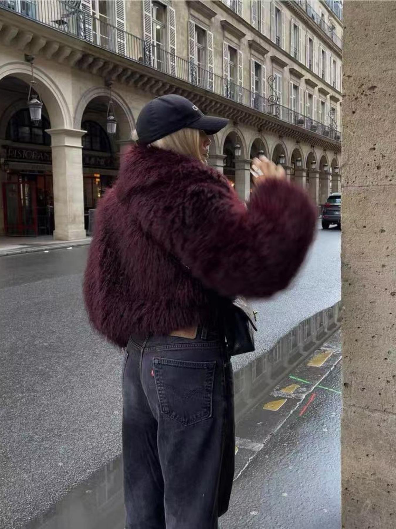 Women's Faux Fur Short Coat, Warm Loose Fit Winter Jacket, High-End Look, New Trendy Design, Perfect for Cold Weather