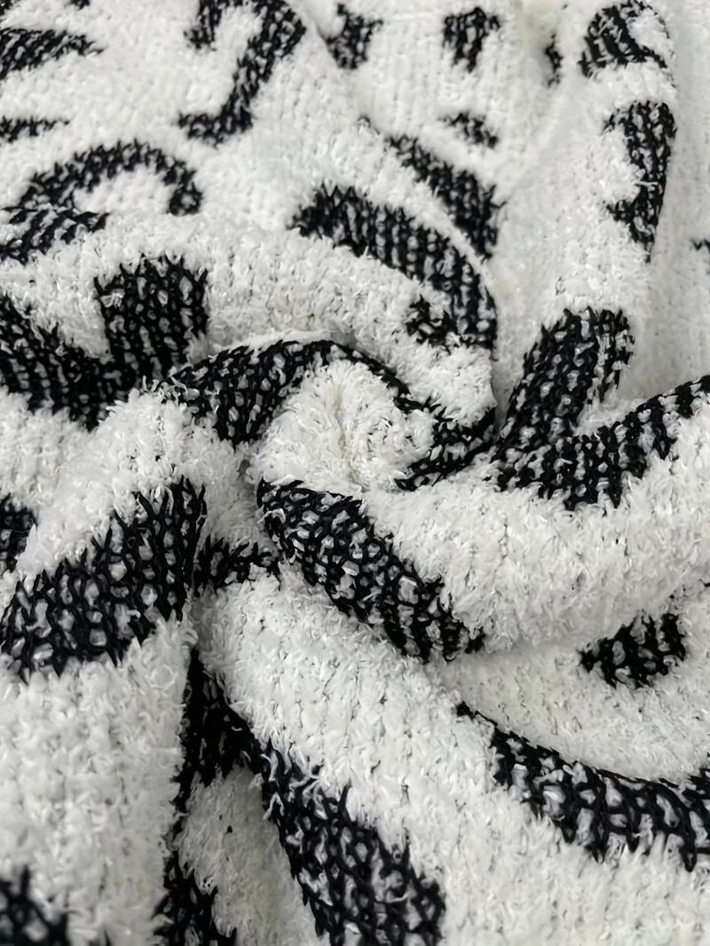 【COZY Soft Plush Feel】Women's Soft Plush Half Velvet Fall Winter Ultra-Soft Round Neck Leopard Print Top + Shorts Homeewear Sleepwear Set Leopard Print Pajamas