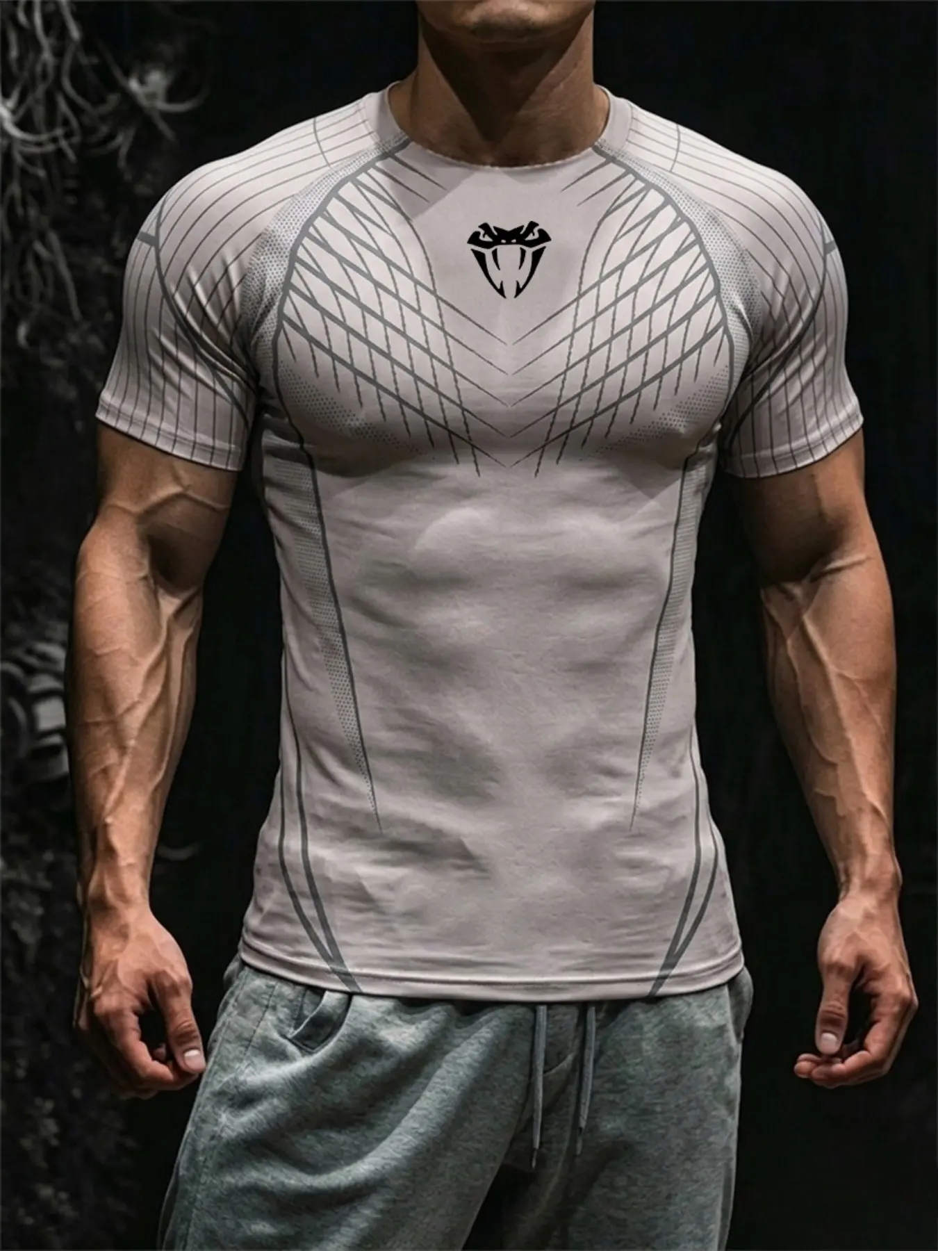Men's Sporty Fitness T-Shirt, Geometric Armor Lines & Snake Logo, High Elasticity Quick-Dry, Slim Fit, Ideal for Gym Training