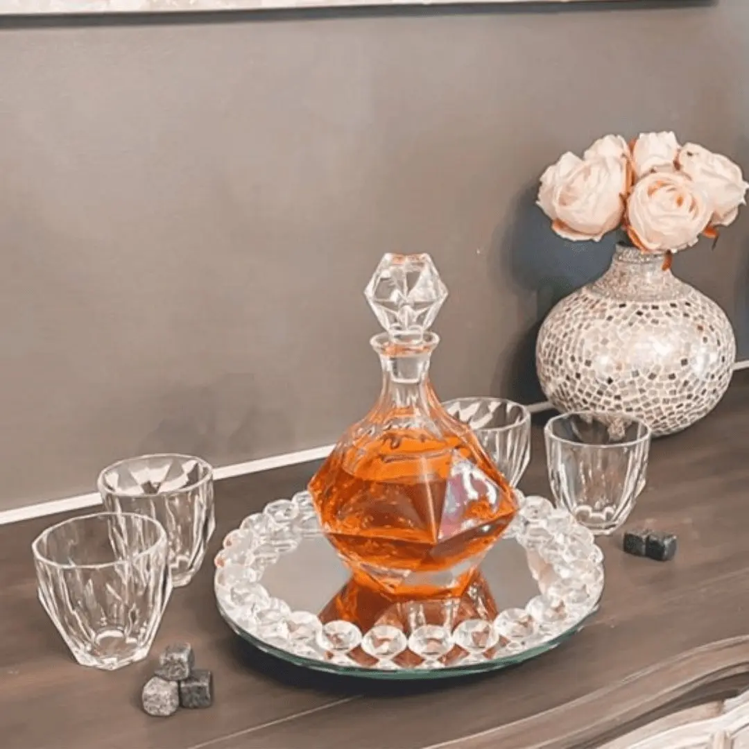 Elegant 5-Piece Whiskey Decanter Set, Includes 1 Decanter, 4 Whiskey Glasses & 6 Marble Cooling Stones
