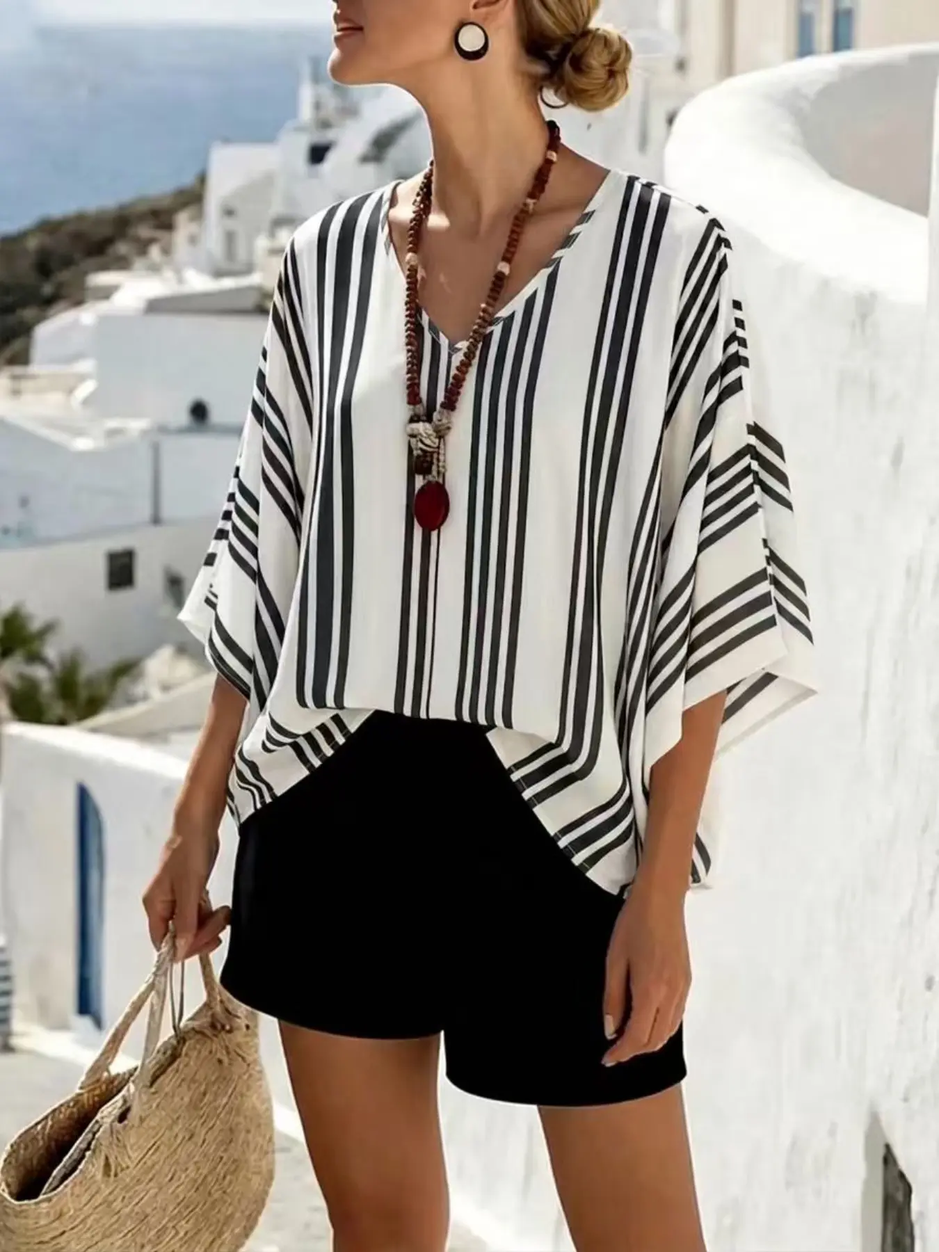 Plus Size Striped Batwing Sleeve Blouse Casual V-Neck Loose Fit Shirt, Lightweight Smooth Fabric, Y2K Clothes Summer Daily Wear, Boho Clothing, Comfortable Relaxed Fit Casual Ensembles, Stylish Pattern Detail Party Casual Wear, Boho Resort Blouse