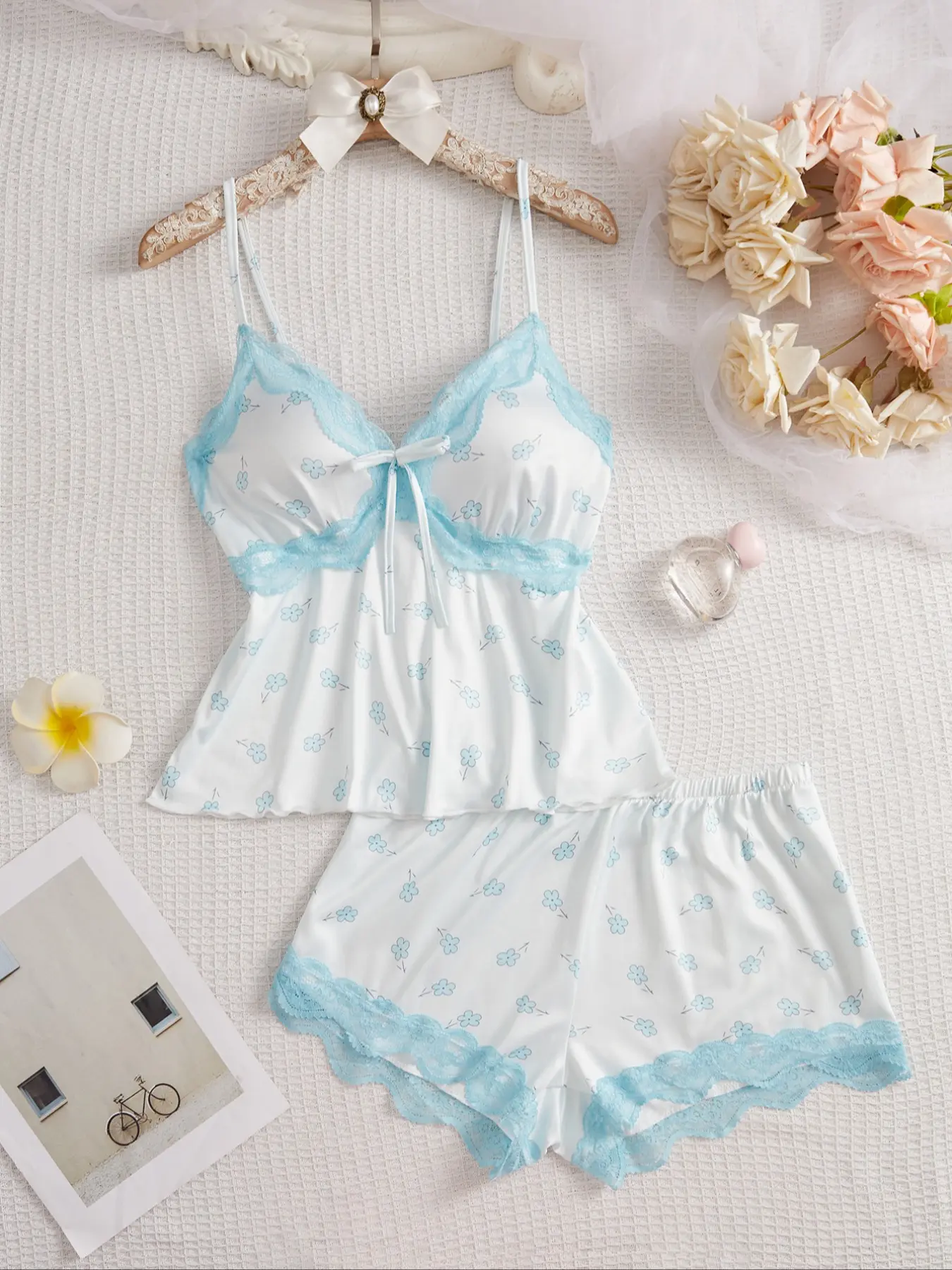 Women's Sleepwear Set with Shorts & Vest Top, Sweet Holiday Daily Wear, Cute Floral Lace Pajama Set, Birthday Gift, Fitted Bow Design