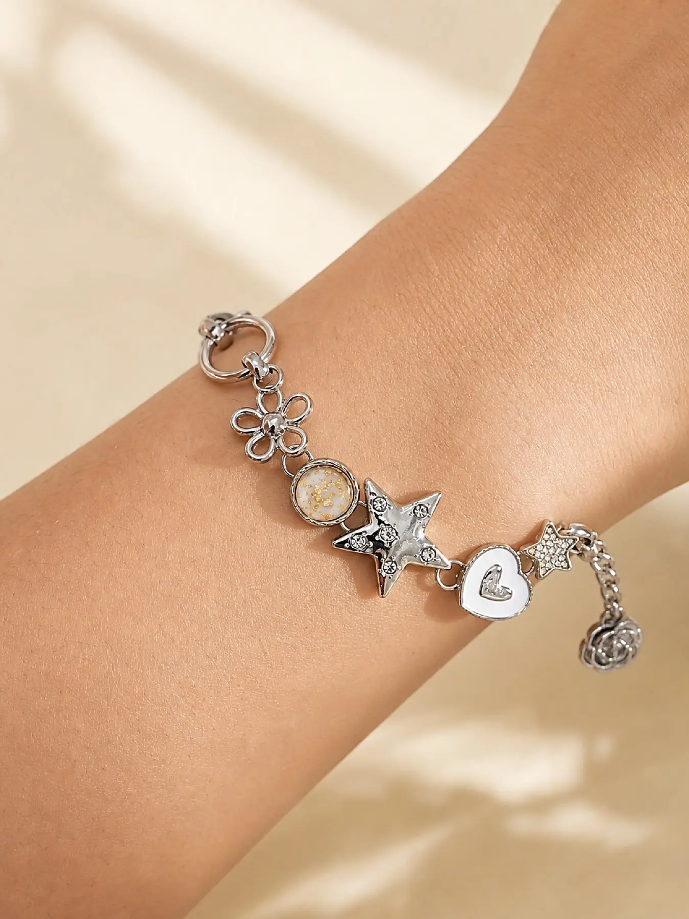 Elegant Rhinestone Flower Star Heart Bracelet, Unique Minimalist Style Wristband, Luxurious High-End Jewelry Accessory