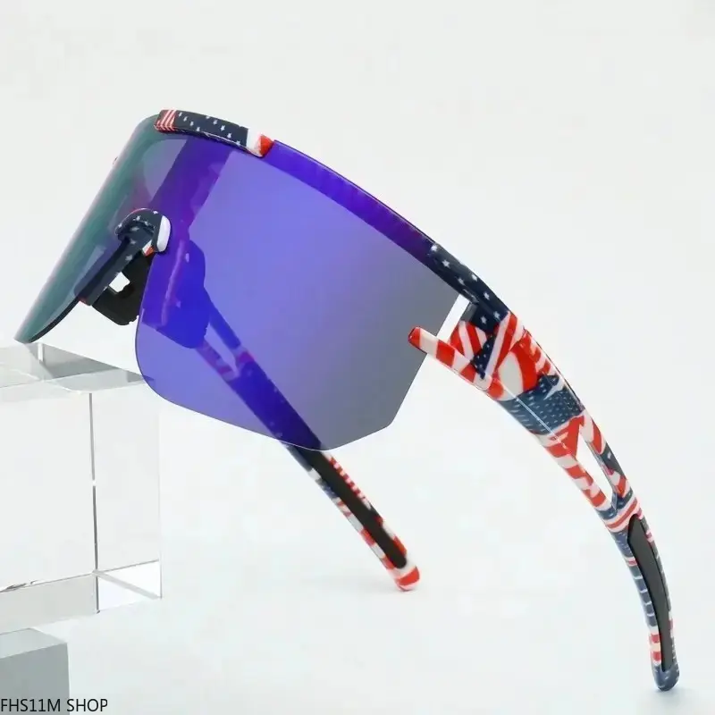 Unisex American Flag Pattern Sports Sunglasses - UV400 Protection Lens, Patriotic Design, US Pride, Wrap-Around Frame, 4th Of July Party & Beach Americana Aesthetic Novelty Statement Eyewear, Us Pride / Nation Pride