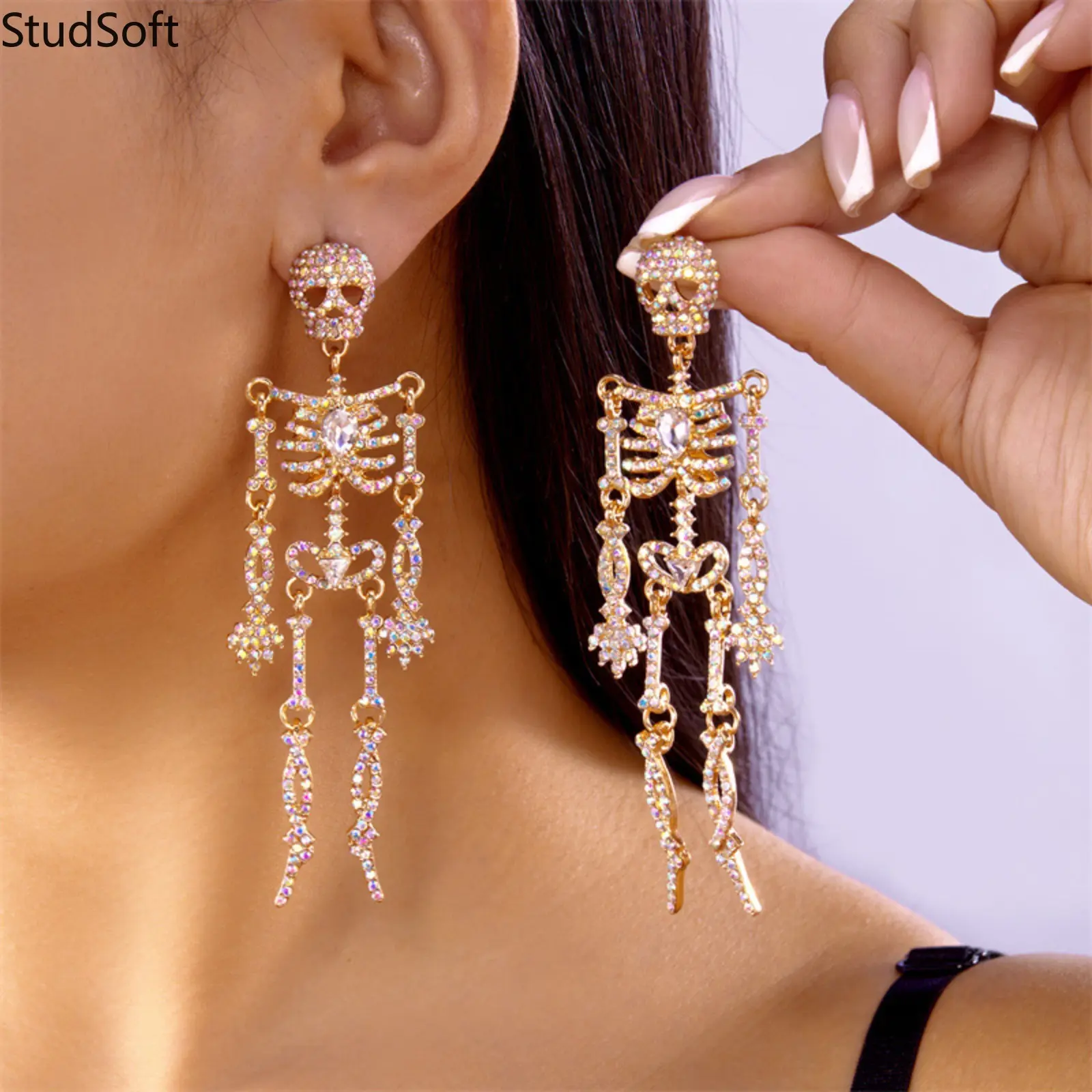 Female Classic Halloween Rhinestone Skull Drop Earrings, High-Quality Gothic Statement Jewelry for Party Costumes, Gift-Worthy Dangle Accessories, Skeleton, Drop High-Quality, Dangly Earrings, Skull Motif, Gothic Look, Rhinestones, Costume Jewelry, Party
