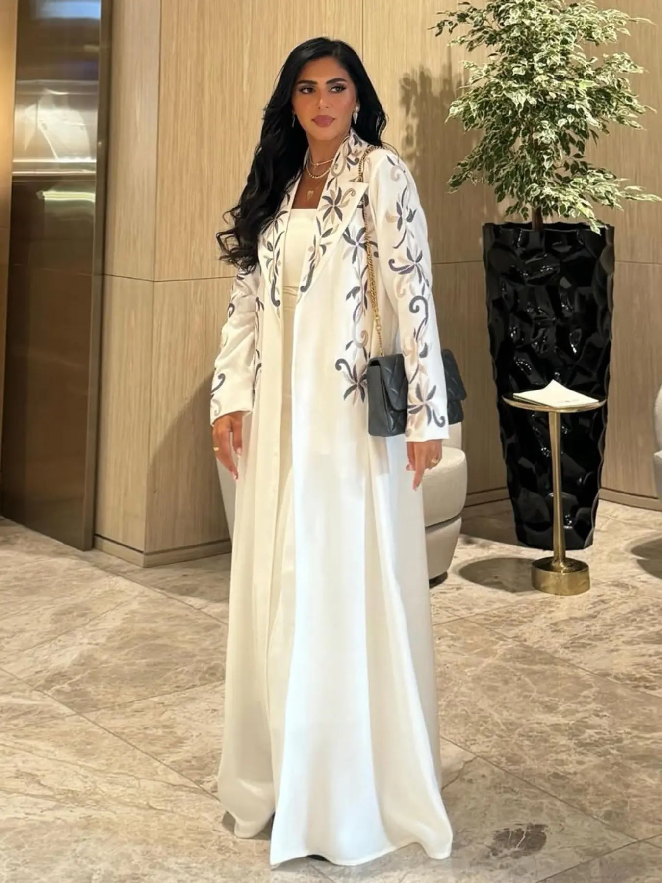 Luxury Embroidered Loose Oversized Long Cardigan, Suit Collar Drop Waist Outerwear, Elegant Women's Dress for Parties and Commute, All-Season Fashion