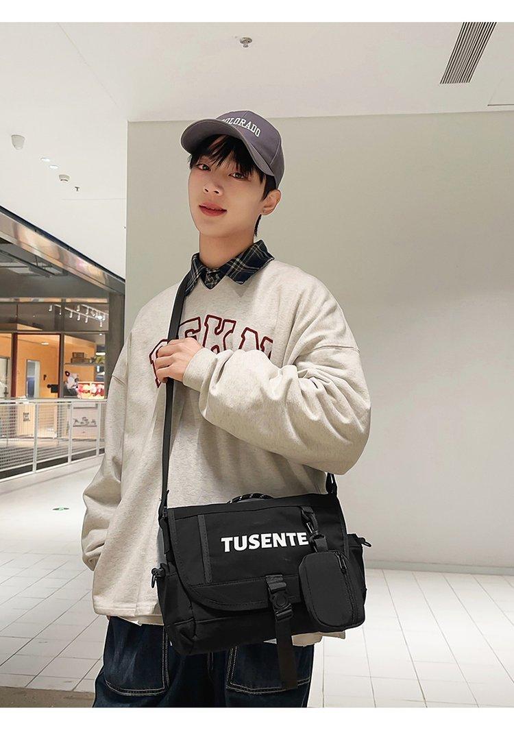 Open-top 2026 winter one-size-fits-all chest bag made of nylon fabric with lettering