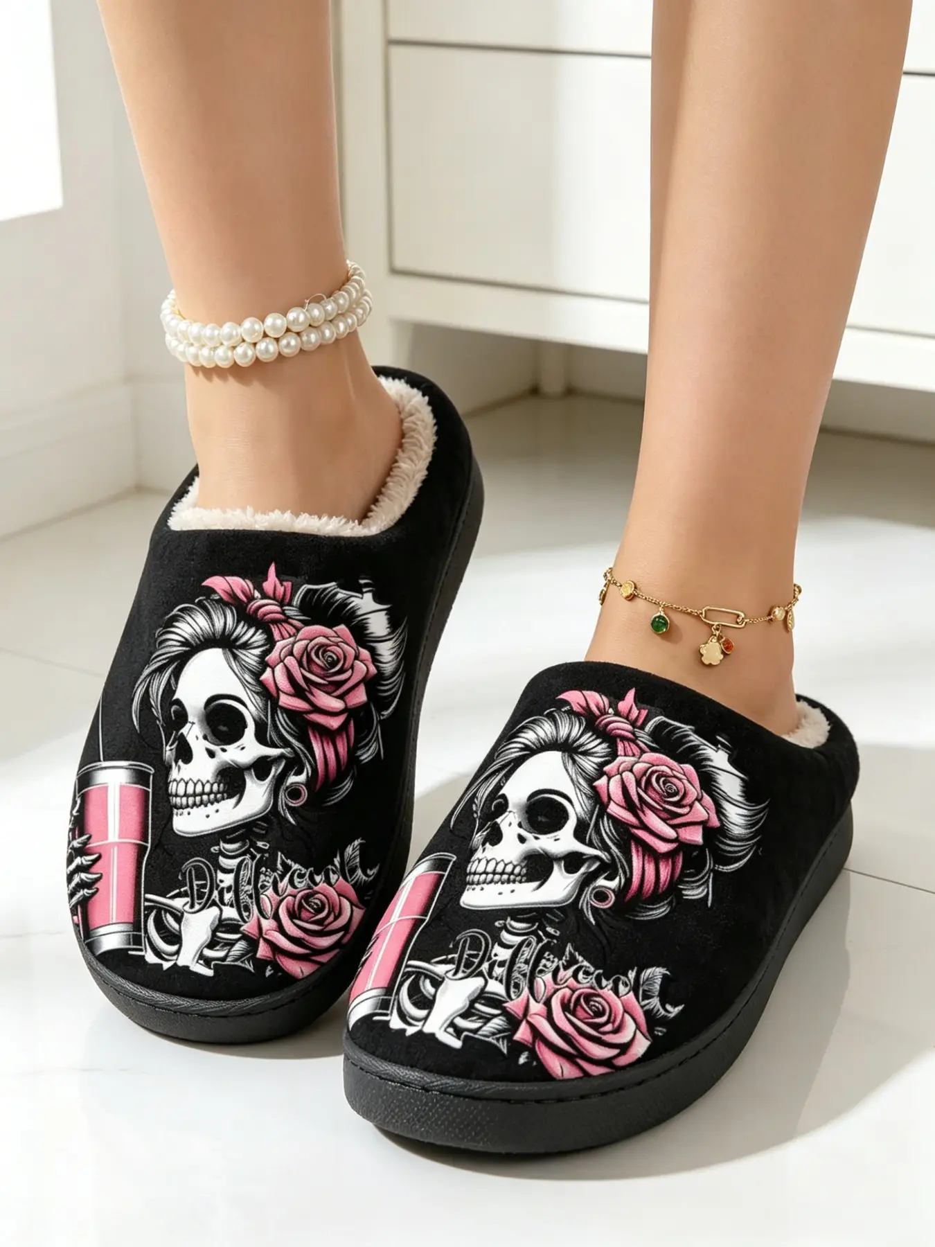 Women's Fashion Skull Rose Print Plush Slippers, Non-Slip Lightweight Rubber Thick Sole, Soft Comfortable Warm Indoor Shoes