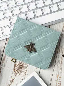 Casual Style Genuine Leather Bifold Shape RFID Blocking Pocket Mini Wallet for Women Daily Casual Use