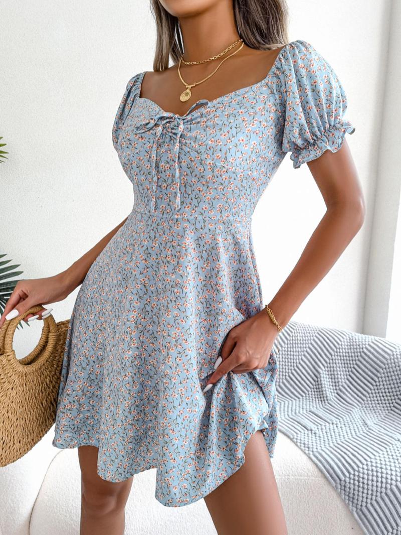 Women's Ditsy Floral Print Tie Front A Line Dress, Summer Outfits 2024, Boho Romantic Frill Sweetheart Neck Short Dress for Beach Vacation Holiday, Frenchy Style Summer Clothes Women