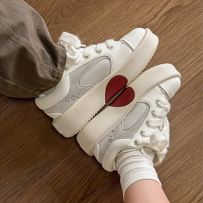 GGOR Sneakers for Couples, Koala Gray Casual Mid-Top Athletic Shoes with Thick Soles and a Heart Design, Fabric Upper, Sports Shoes, Walking Shoes, Footwear