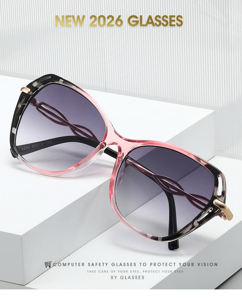 Oversized Fashion Sunglasses for Women & Men Trendy Large Frame Designer Style Shades with UV400 Protection Lightweight Statement Eyewear for Travel Beach Driving & Everyday Wear