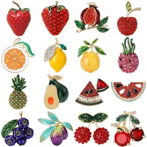 Luxury Rhinestones Pomegranate Brooches for Women Unisex Watermelon Fruit Pins Banquets Party Backpacks Gift Jewelry Accessories