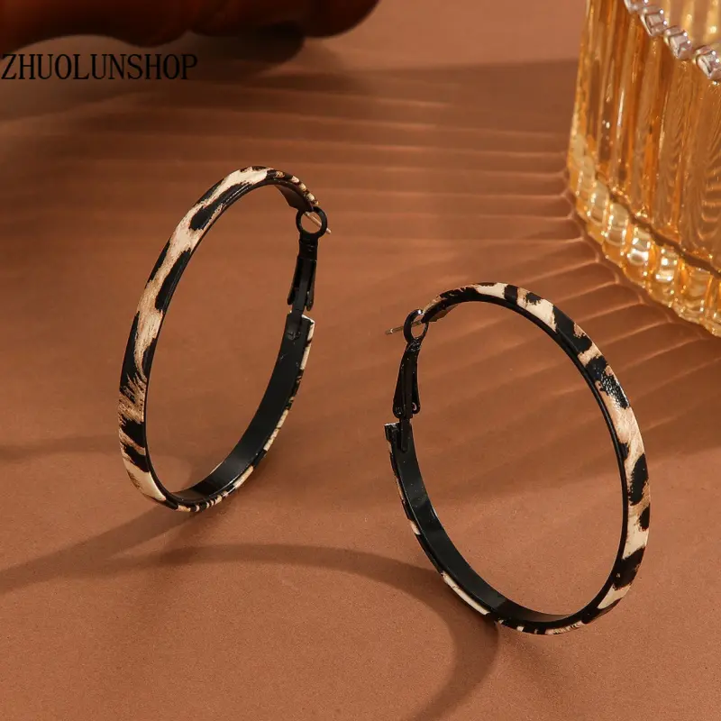 Women's Large Hoop Earring Set - Leopard-Print, Letter-Decor, Leather-Strap, Edgy Aesthetic, Ins Style Look, Nickel-Free Skin-Safe Lightweight Alloy, Versatile Statement Jewelry for Daily Outfits & Night-Out Wear accessories women men nikki reed speed