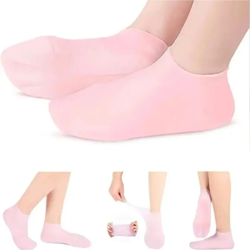 Smooth soft silicone foot mask socks fit snugly to stop lotion waste. Long-term nourish dry cuticles and heal stubborn heel cracks, reduce foot peeling, cost-effective reusable daily foot moisturizing supply.